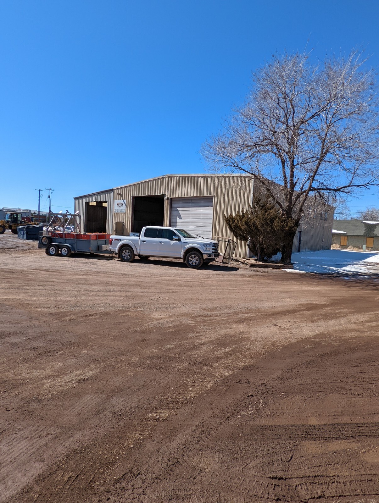 Warehouse - Yard/Commercial/Lease